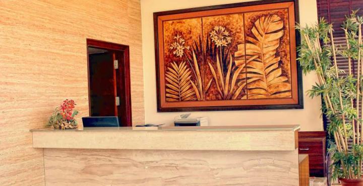 Indus Biznotel ニューデリー エクステリア 写真